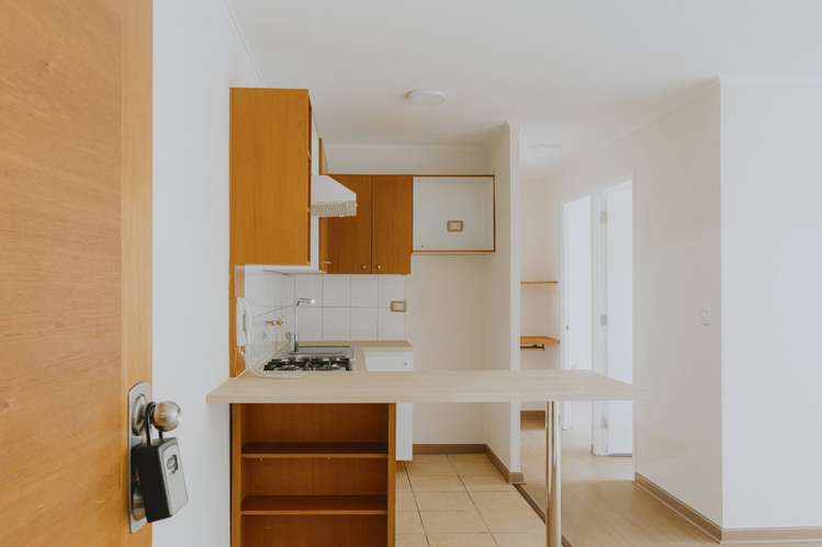 RETAIL San Martin 870 Arriendo 2 Dorms y 1 Baño Piso 16