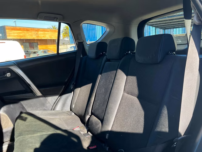 TOYOTA RAV 4 - Imagen 10