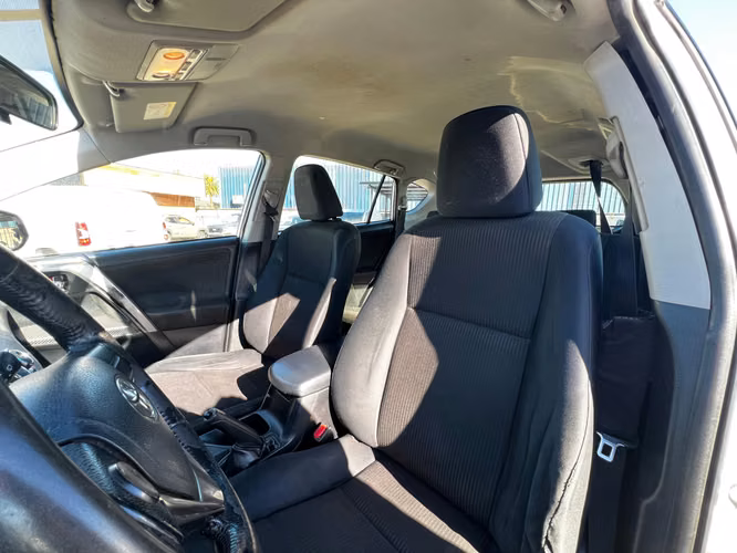TOYOTA RAV 4 - Imagen 18