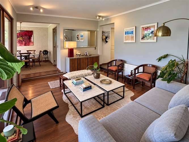 Casa en venta de 4 dorm. en Colina