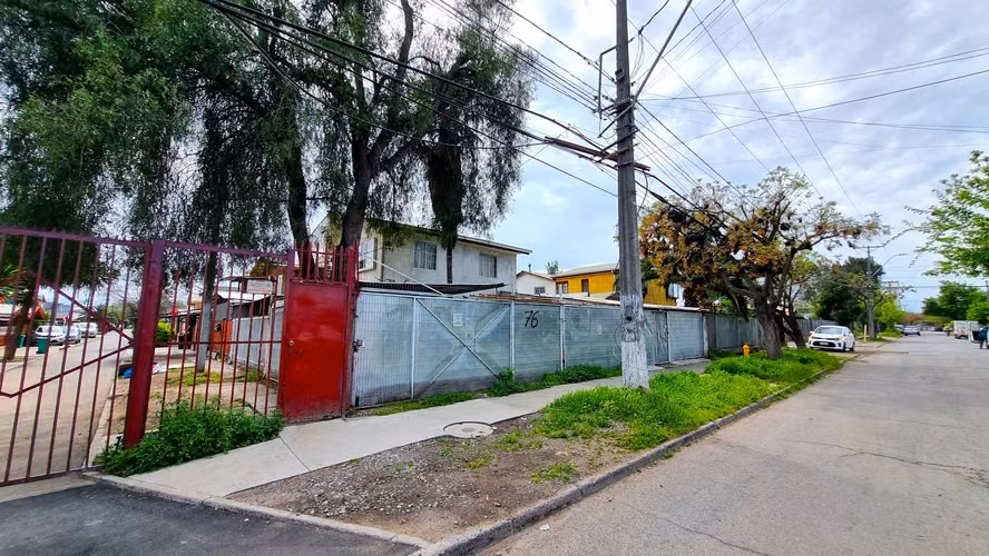 Enrique Madrid Osorio con Industria muy cerca de Av. Portales