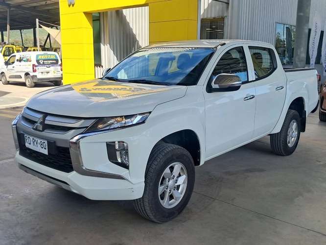 MITSUBISHI L200 2021 - Imagen 2