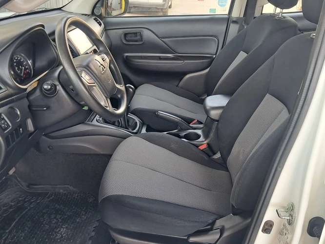 MITSUBISHI L200 2021 - Imagen 12