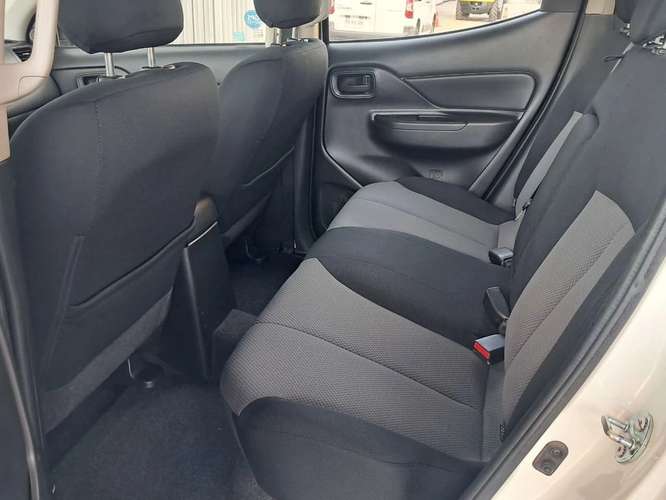 MITSUBISHI L200 2021 - Imagen 15