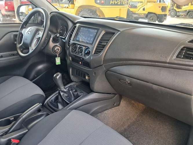 MITSUBISHI L200 2021 - Imagen 17