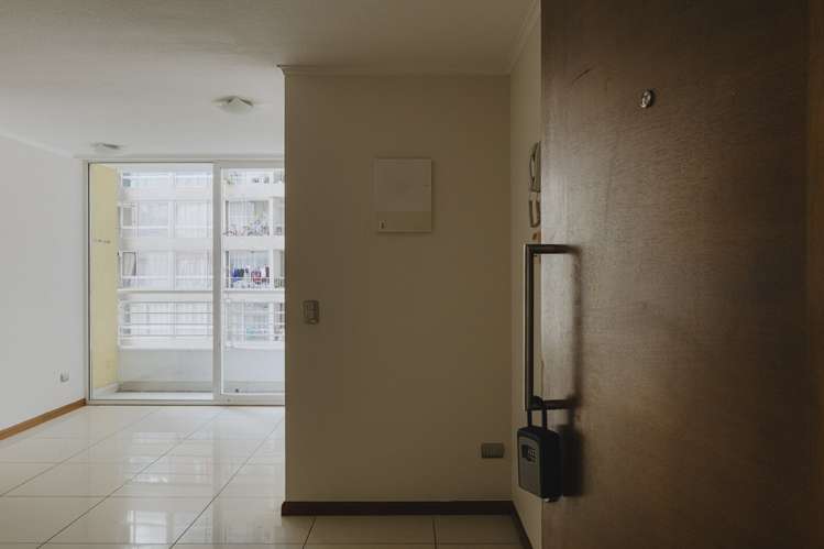 RETAIL Tarapaca 876 Arriendo 1 Dorm y 1 Baño Piso 7