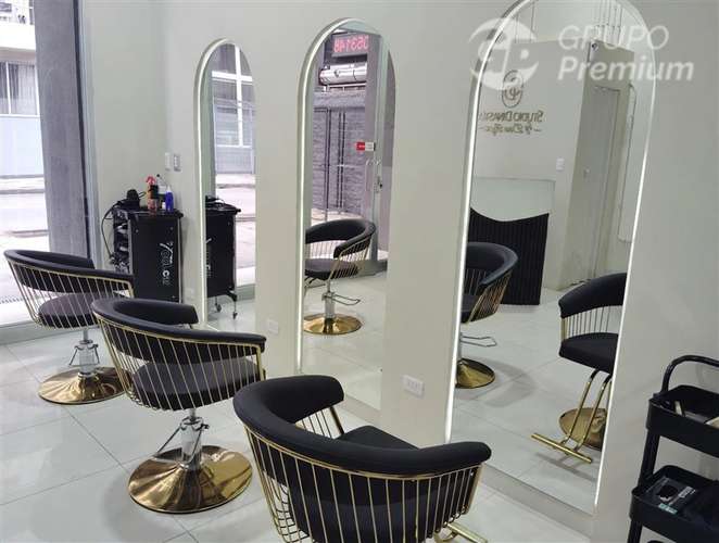 Venta de derecho de llaves, Centro de estética profesional