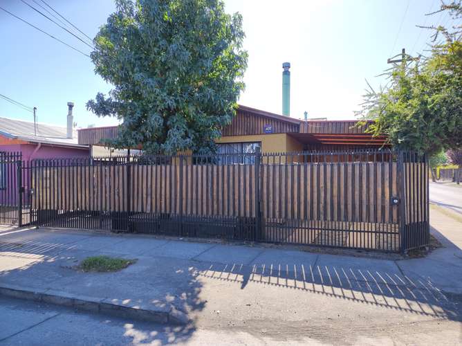 Casa Villa Madrid, Los Alerces. Chillán - Imagen 2