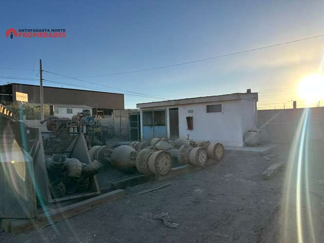 ARRIENDO GALPON POZO ALMONTE