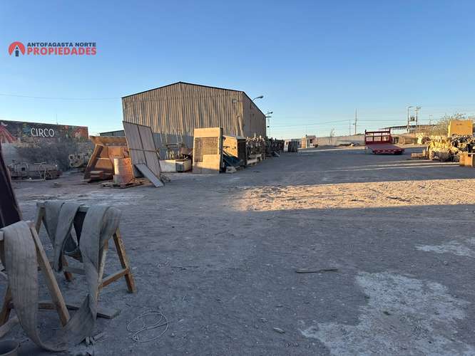 ARRIENDO GALPON POZO ALMONTE