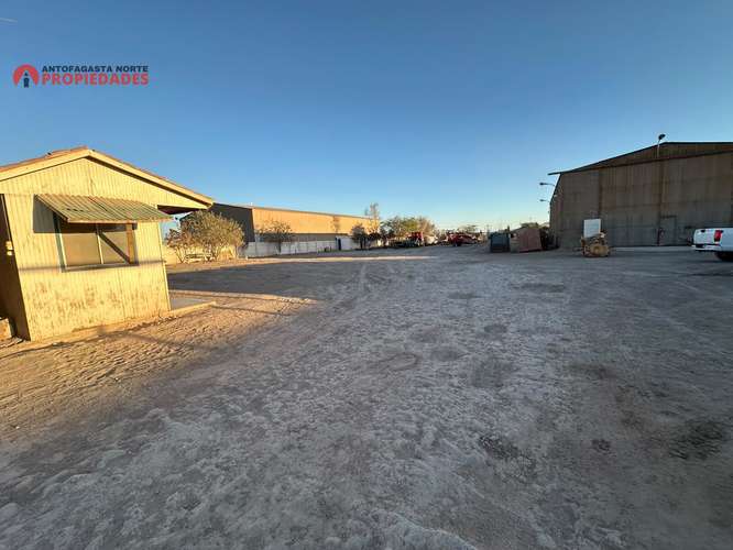 ARRIENDO GALPON POZO ALMONTE