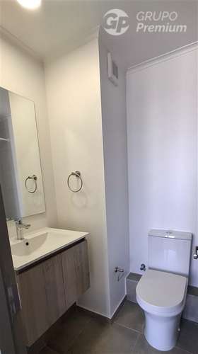 Arriendo depto. nuevo 1D 1B 35 m2 totales piso 16 céntrico - Imagen 9