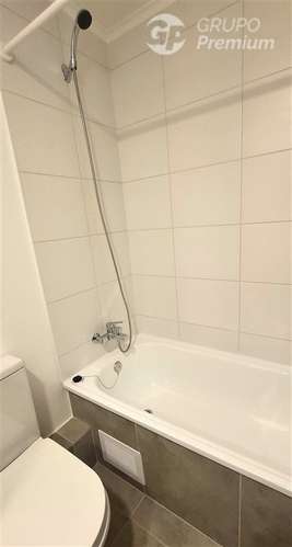 Arriendo depto. nuevo 1D 1B 35 m2 totales piso 16 céntrico - Imagen 10