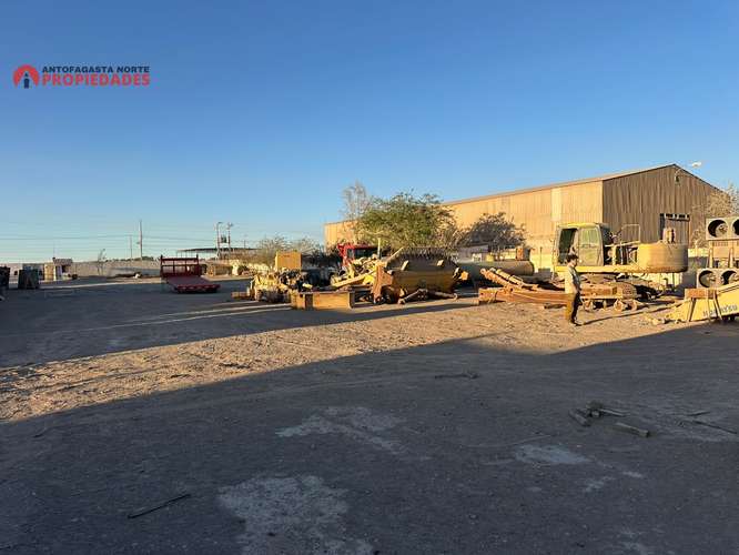 VENTA DE GALPON INDUSTRIAL POZO ALMONTE
