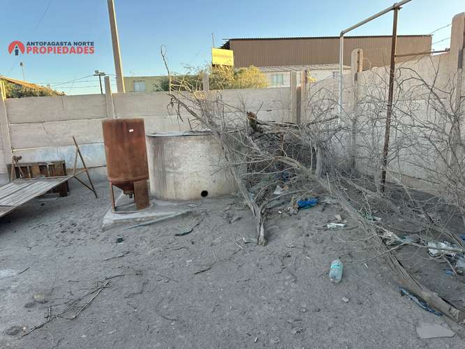 VENTA DE GALPON INDUSTRIAL POZO ALMONTE