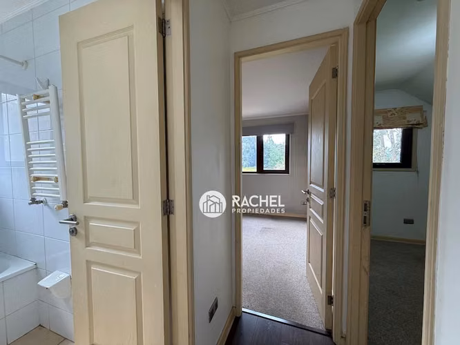 Ver EN VENTA CASA REMODELADA 4 DORMITORIOS, ALTOS DE MIRASUR, TEMUCO - Imagen 2