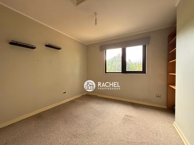 Ver EN VENTA CASA REMODELADA 4 DORMITORIOS, ALTOS DE MIRASUR, TEMUCO - Imagen 3