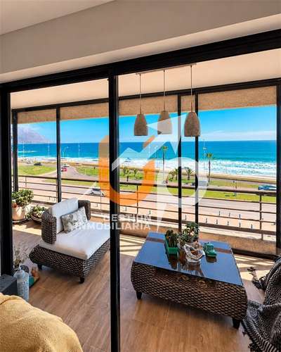 Venta - Exclusivo y Amplio Departamento Frente al Mar