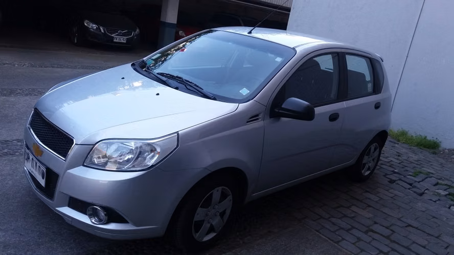 Vendo mi Filomena,  Automovil Chevrolet Aveo LS 1.4, año 2012