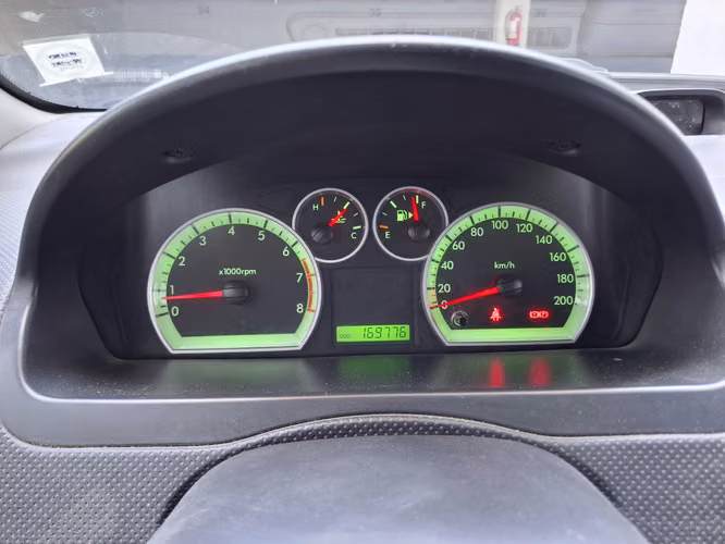 Vendo mi Filomena,  Automovil Chevrolet Aveo LS 1.4, año 2012