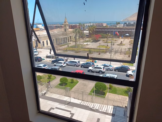 Cód-137 Oficina Céntrica frente a Registro Civil