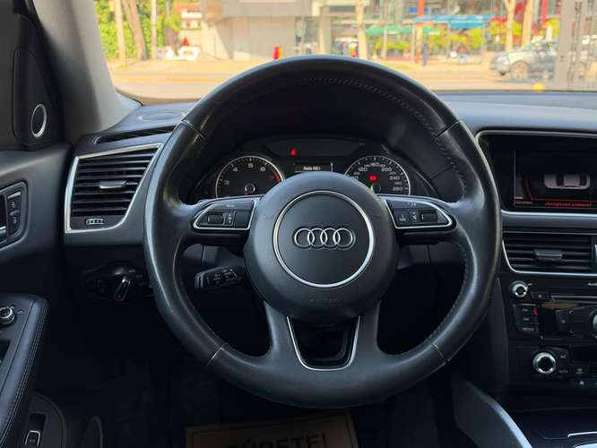AUDI Q5  2016