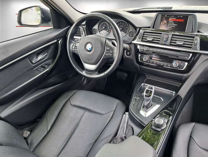 BMW 320 LCI 2.0 AUT 2016