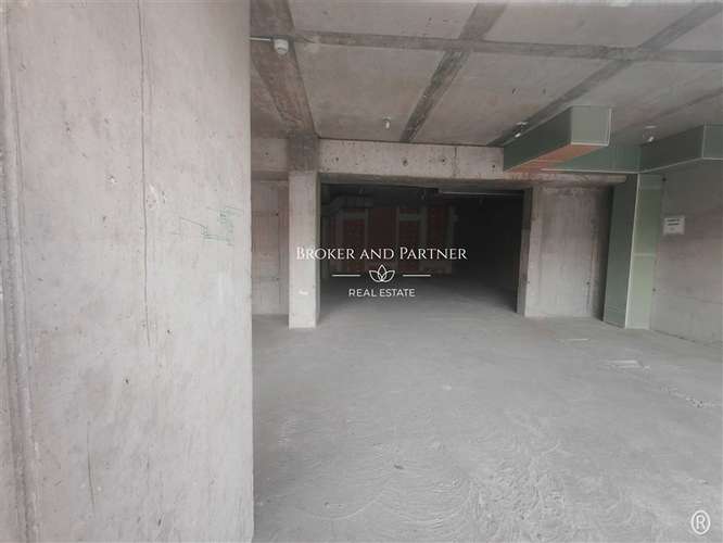 LOCAL COMERCIAL Metro Manuel Montt - Imagen 3