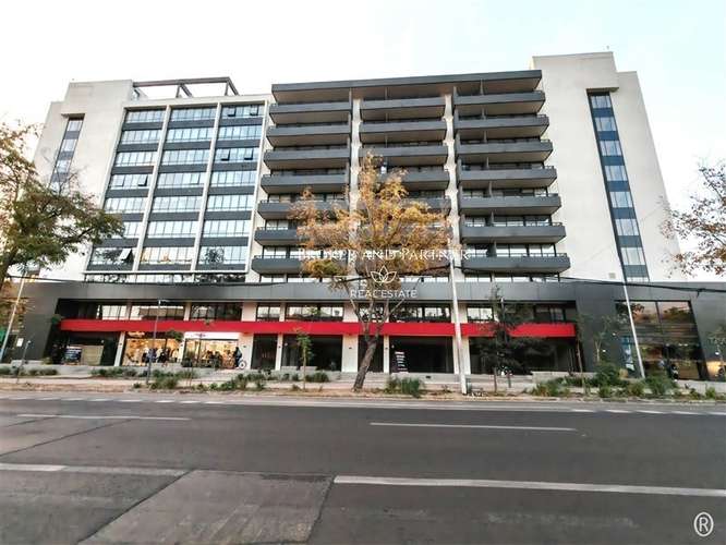 LOCAL COMERCIAL Metro Manuel Montt - Imagen 1