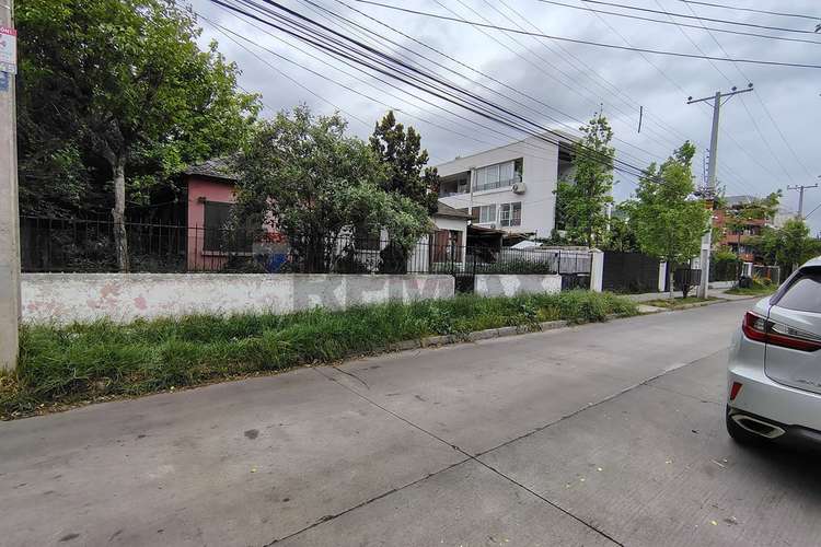 Gran terreno en ñuñoa: ideal proyecto o remodelar - Imagen 9