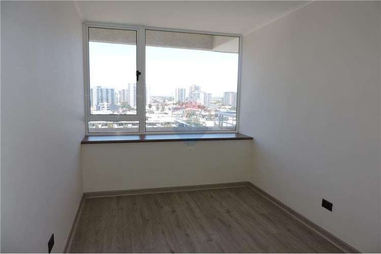 Departamento moderno y bien conectado - Imagen 4