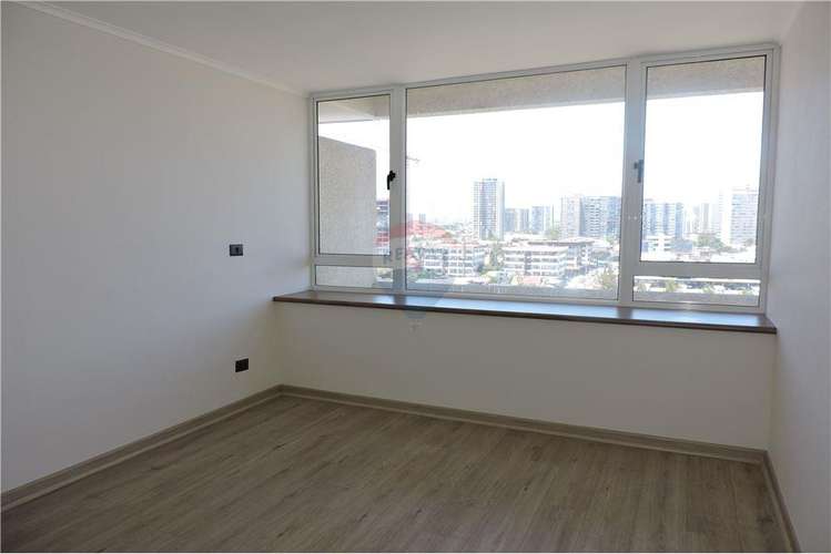 Departamento moderno y bien conectado - Imagen 2