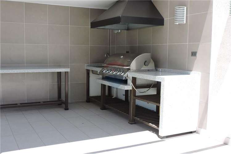 Departamento moderno y bien conectado - Imagen 12