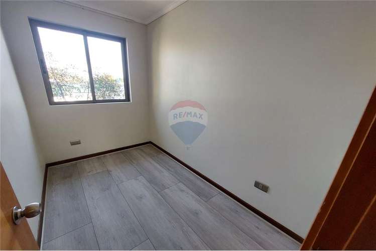 4 dormitorios, servicios y escritorio - Imagen 10