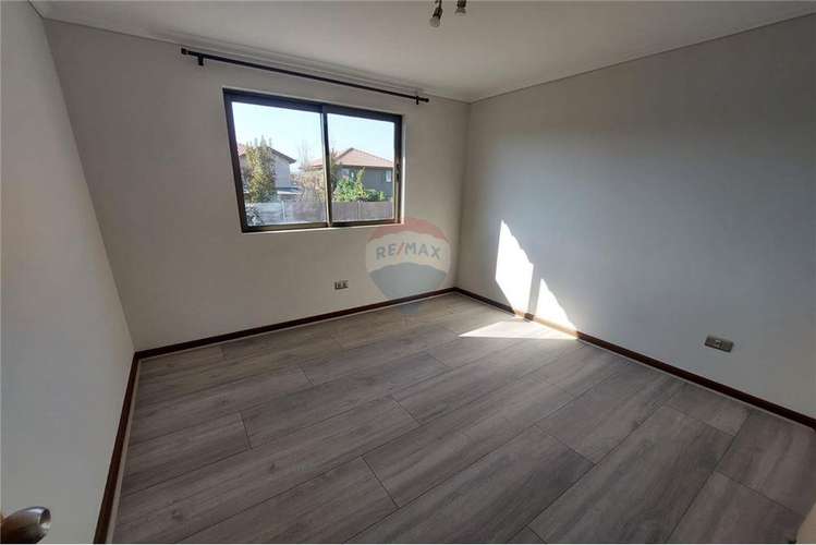 4 dormitorios, servicios y escritorio - Imagen 17