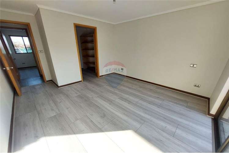 4 dormitorios, servicios y escritorio - Imagen 11