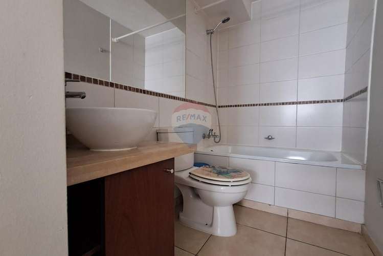 Cómodo depto. en arriendo, a pasos de metro moneda - Imagen 14