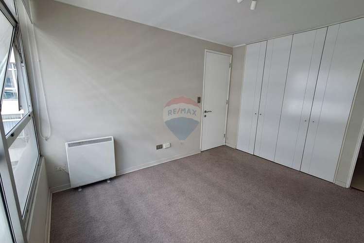 Cómodo depto. en arriendo, a pasos de metro moneda - Imagen 13