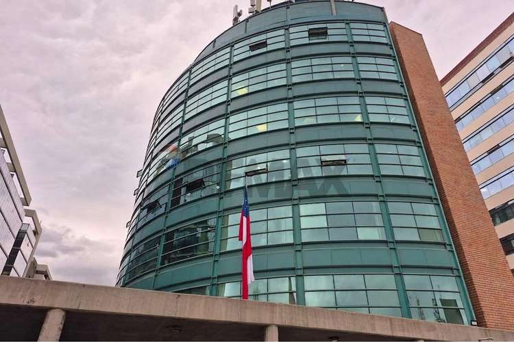 Oficina con arrendatario activo: renta inmediata