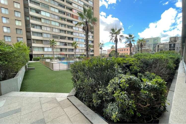 Hermoso dpto amoblado frente a parque forestal - Imagen 18