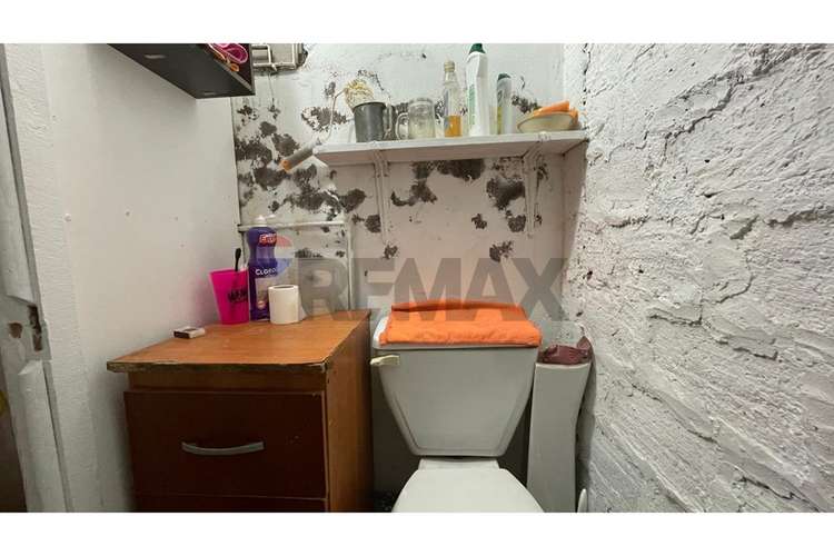Casa con local comercial  !!! - Imagen 27