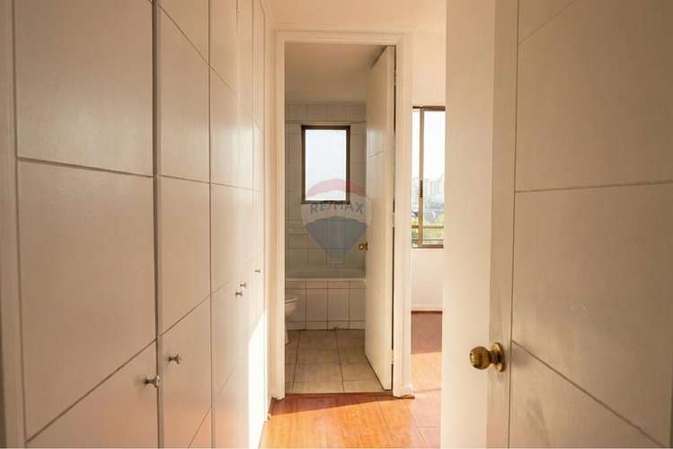 Hermoso departamento con vista panorámica - Imagen 10