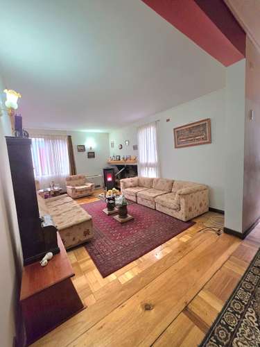 ARRIENDA CASA PARA USO COMERCIAL U OFICINAS EN EL CENTRO - Imagen 8