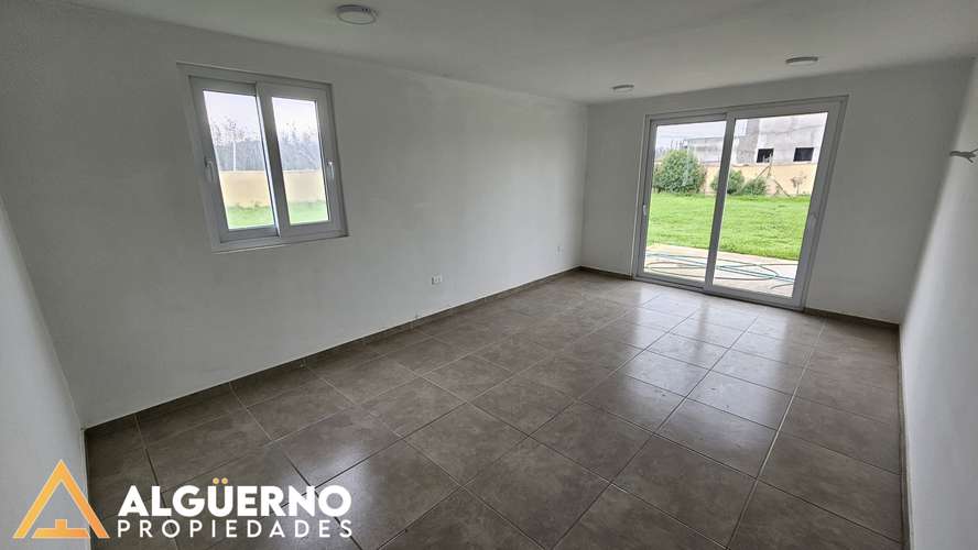 ARRIENDO CASA NUEVA 3D2B6E EN PARCELA DE 3000M C DE TANGO