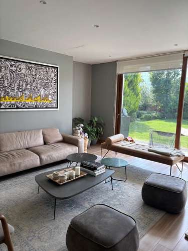 VENTA HERMOSA CASA EN CONDOMINIO CHICUREO 4 HAB 5 BA