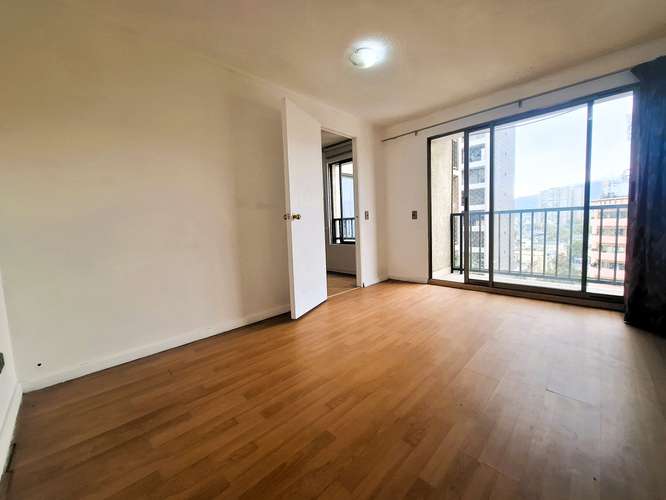 ARRIENDO 1D 35M2 - ORIENTE - METRO - 280000 - CONEX LAVADORA