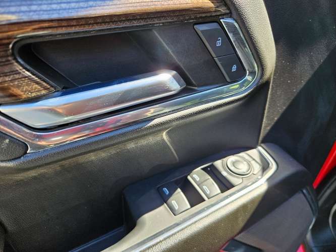 Chevrolet Silverado 5.3  Cc Lt Tb  At 2023 - Imagen 14