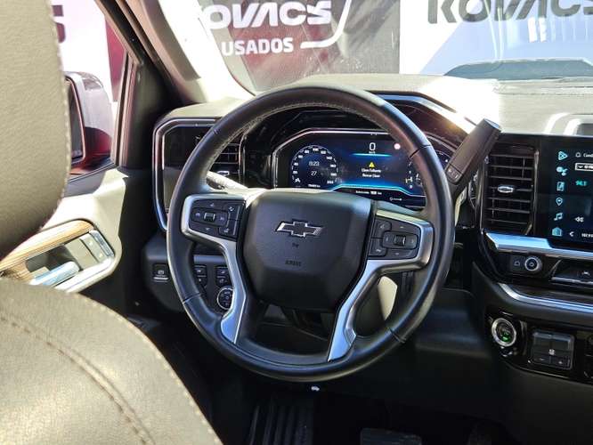Chevrolet Silverado 5.3  Cc Lt Tb  At 2023 - Imagen 11