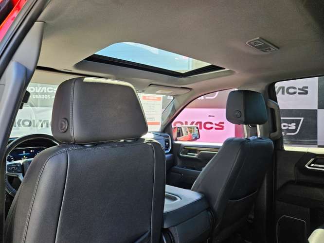 Chevrolet Silverado 5.3  Cc Lt Tb  At 2023 - Imagen 12