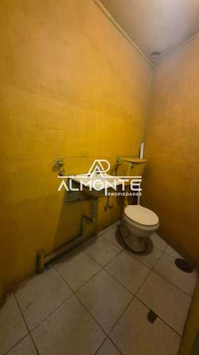 VENTA LOCAL COMERCIAL CALLE FINLANDIA HUALPEN